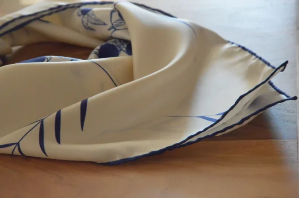 Pañuelo de seda Clementine silk scarf scarves