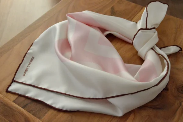 Pañuelo de seda Chloe